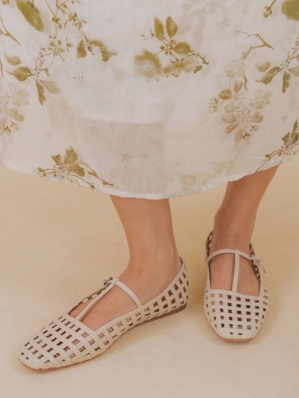 Dolce Vita Rains Ballet Flat Shoes in Ivory | never worn | Size 8.5
